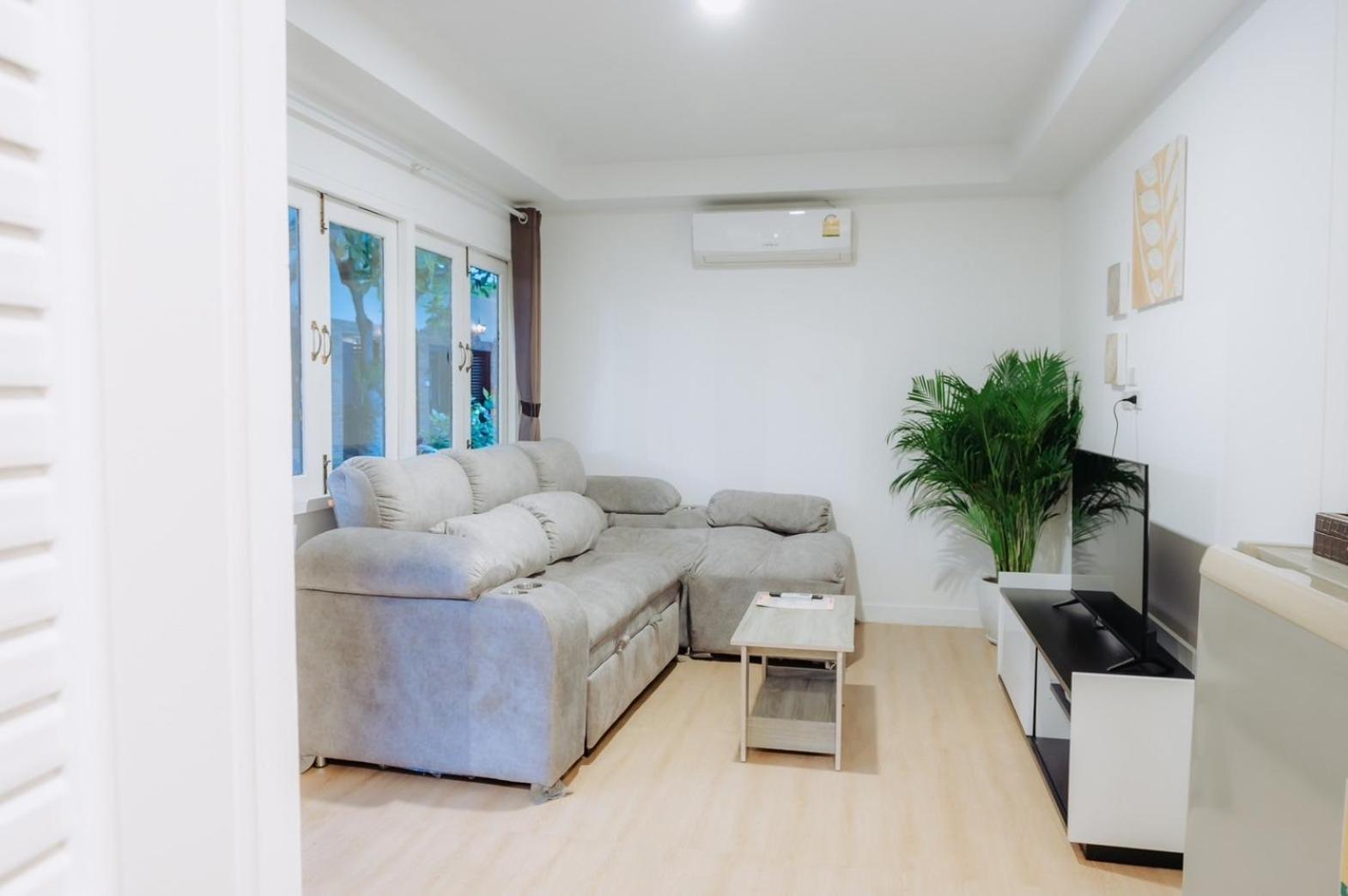Amit Resort 51 Hua Hin Bagian luar foto