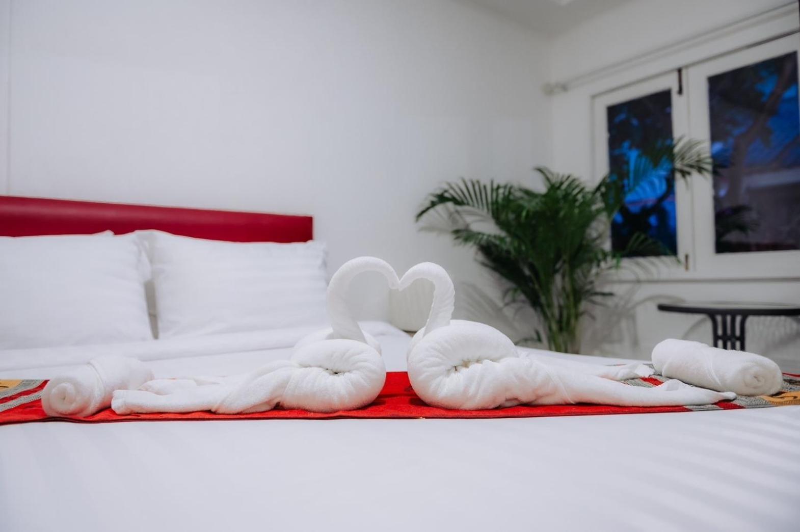 Amit Resort 51 Hua Hin Bagian luar foto