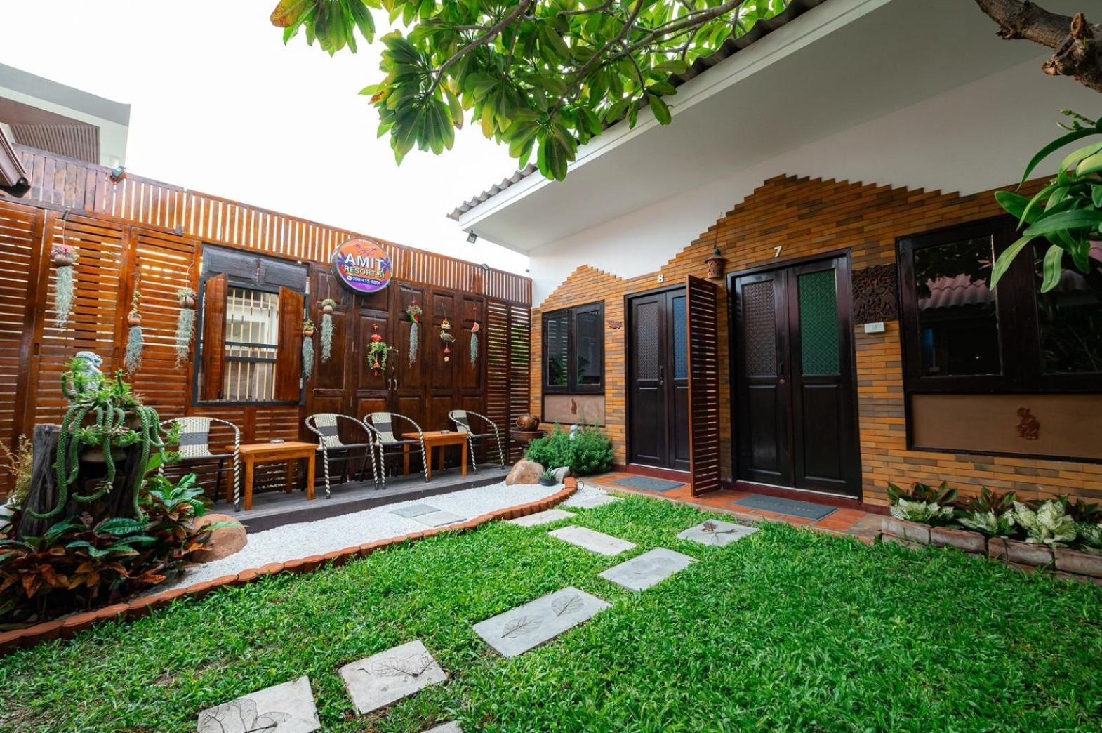 Amit Resort 51 Hua Hin Bagian luar foto